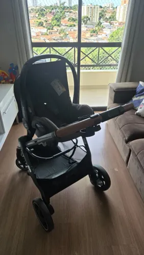 Carrinho De Bebê Maxi Cosi Anna 2 Com Bebê Conforto