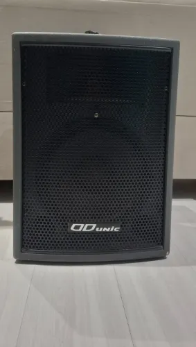Caixa de som Profissional Unic VSA 500USB Ativa