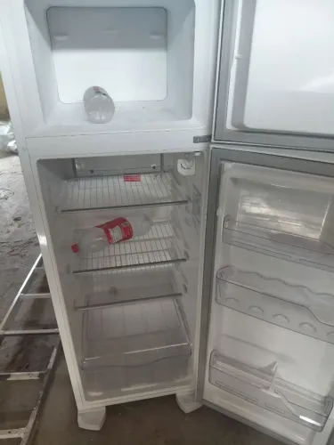 Vendo geladeira Electrolux
