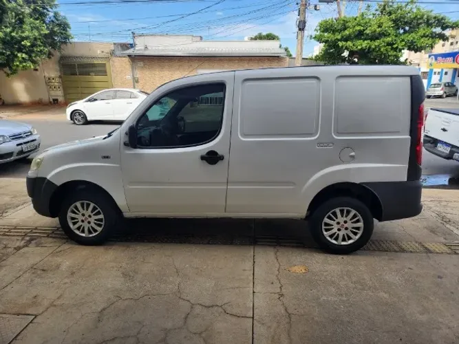 Fiat Doblo Cargo 1.8 MPI Fire Flex 8v/16v 4P 2012