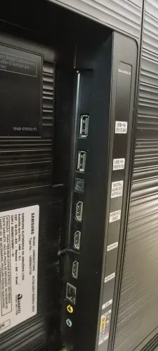 VENDO: 2 TVs Samsung (50") para Retirada de Peças (Placas Funcionando)
