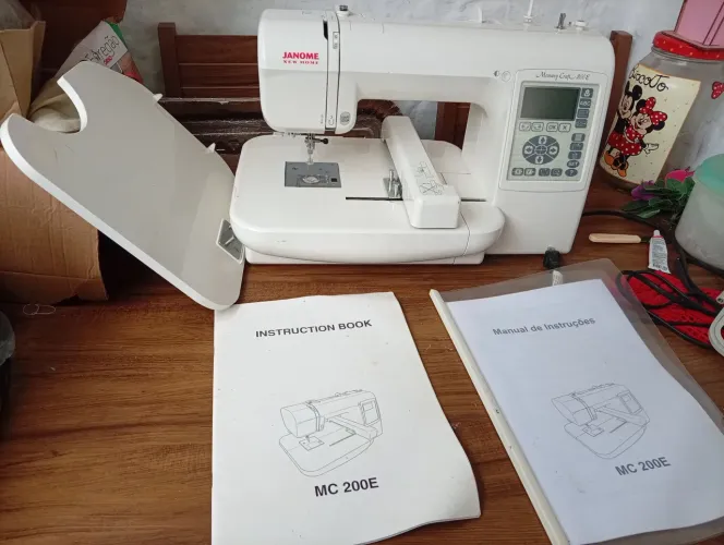 Janome New home memory craft 200e