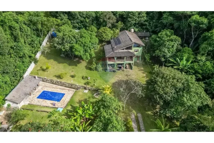 Sítio a Venda em Mairiporã, Rio Abaixo com 2.580m² | Piscina, Área Gourmet e Vista Privile