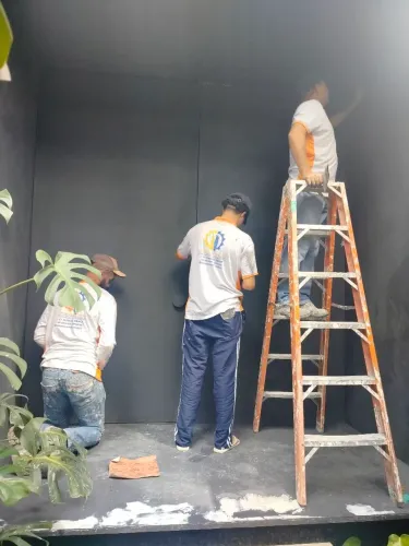 Precisa-se de pintor na diária