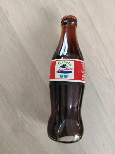 Garrafa Coca-Cola planeta Atlântida 1998
