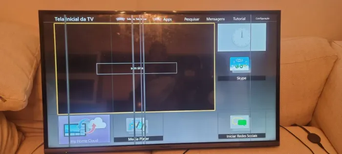 TV Panasonic 42? Smart Viera TC-42AS610B com listras na tela funcionando perfeitamente