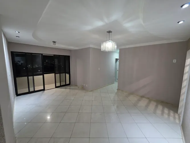 Apartamento 3/4 semi mobiliado Jardins