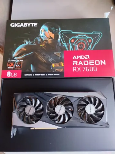 Placa de vídeo RX 7600