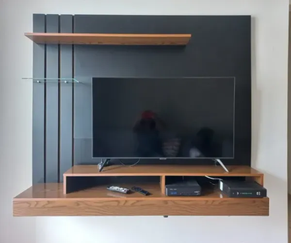PAINEL SUSPENSO PARA TV ATÉ 55"
