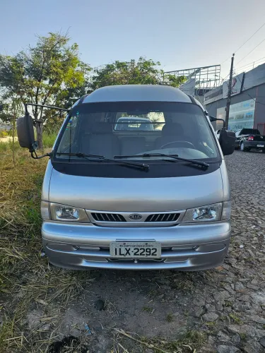 Kia Motors Besta GS Grand 3.0 8V 16L Diesel 2004