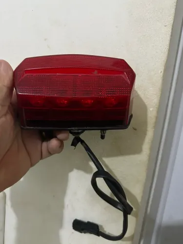 Farol - Fan - titan -Bros - tornado - xre 190-tudo original Honda 