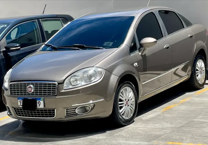 Fiat Linea 1.9/ HLX 1.9/1.8 Flex Dualogic 4P 2010