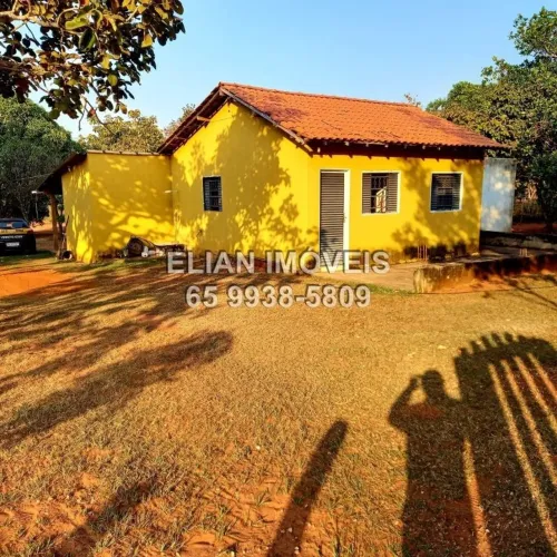 Chácara escriturada de 1.5 hectares com casa, rio e pomares - Água Fria - Chapada dos Guim