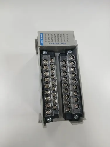 Módulo Allen-Bradley 1769-IQ32 Compact I/O 32 Entradas Digitais