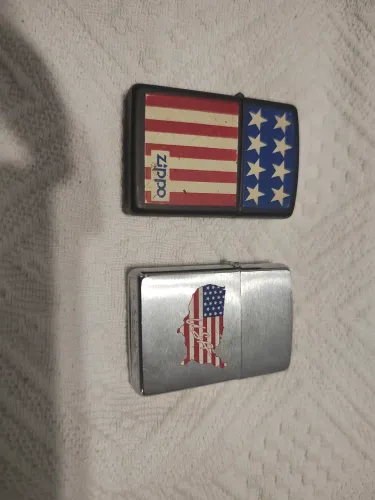 2 isqueiros Zippo EUA