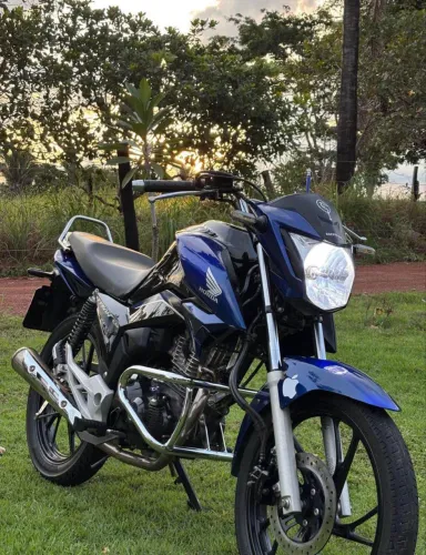 Vende se titan 160 24/24