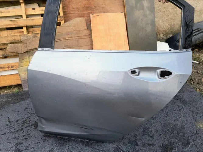 porta do Onix 2020 até 2027 lado esquerdo traseira