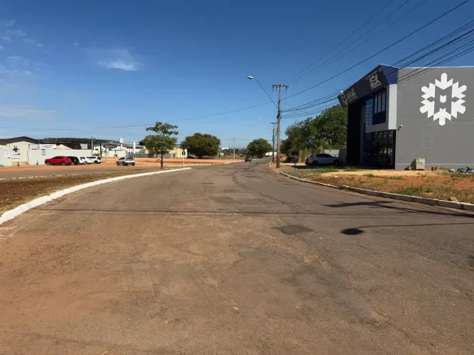ACSU SE 90 - 902 sul, 2 lotes juntos Av LO 23, (acesso Toyota) ,680mt/ cada