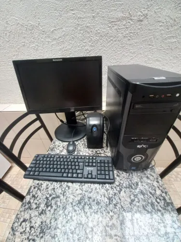 Vendo computado I3, completo 