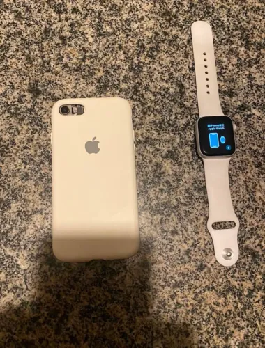 iPhone 8 e Apple Watch Series 5