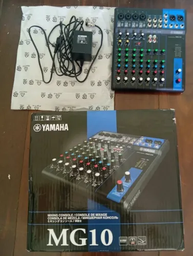 Mesa de som yamaha MG10