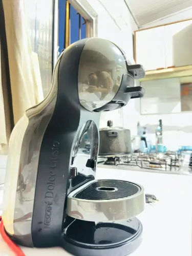 Cafeteira Nescafé