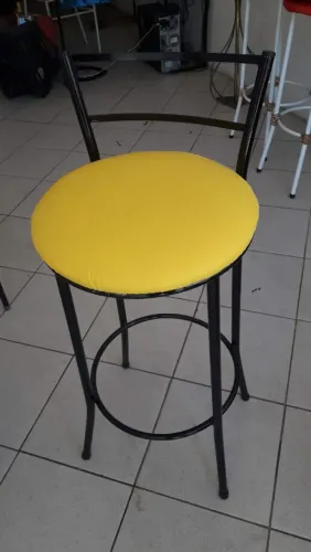 Banqueta Nova.(Loja)