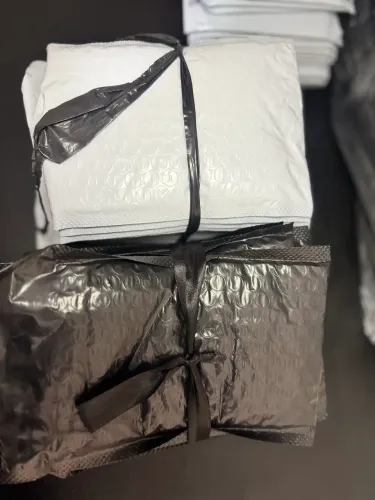 Embalagens E-commerce: 490 Envelopes com bolha + 48 Caixas de envio