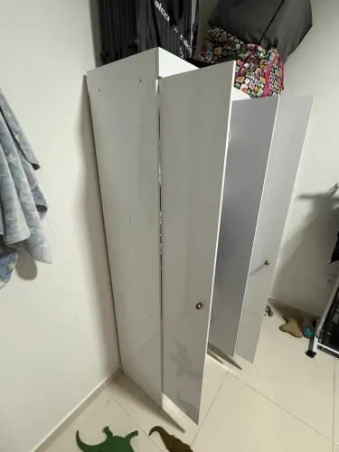 Guarda roupa 2 meses de uso, ler a legenda!!!