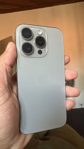 iPhone 15 pro 512gb