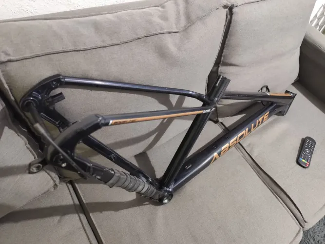 Quadro absolute tamanho S 15 