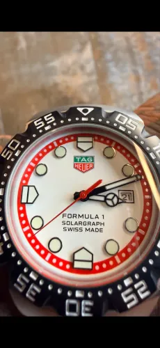 Relógio TAG Heuer Formula 1 Masculino Em Aço Prateado