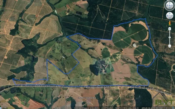 Fazenda em Avaré SP: 580 ha, Lavoura Irrigada e Frente para o Asfalto