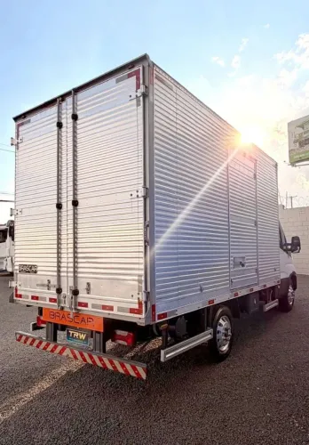 Carretos e mudança 