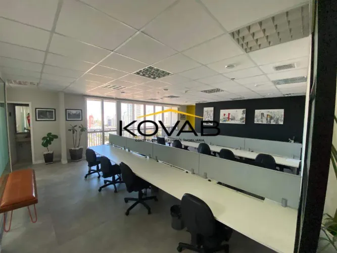 Conjunto Comercial de 208 m² com 7 Vagas Próximo ao Shopping Morumbi - SEM MOBILIA