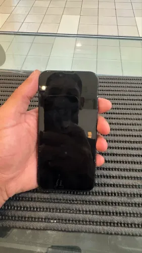 iPhone 13 128GB Preto eSIM - Leia a descrição