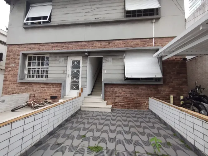 CASA DE 02 DORMITÓRIOS PARA LOCAÇÃO APARECIDA, SANTOS