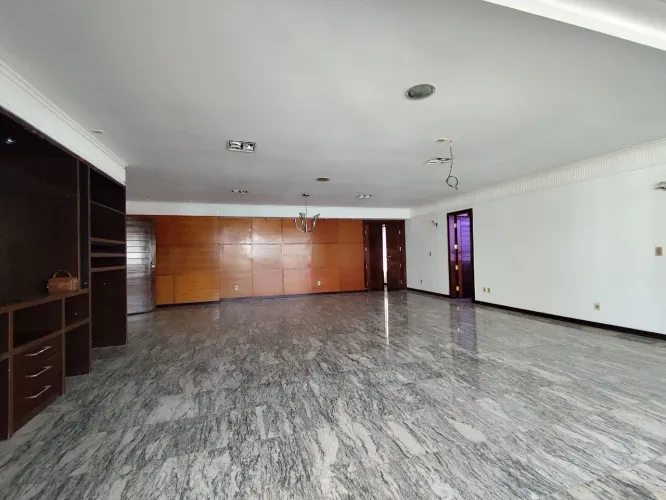 Apartamento 313m² 01 por andar 04 vagas - Bairro Jóquei