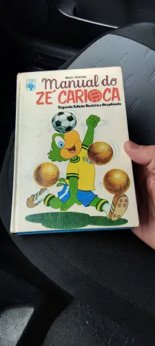 Livro manual do Zé carioca anos 70.