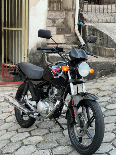 VENDE-SE OU TROCA TITAN 150