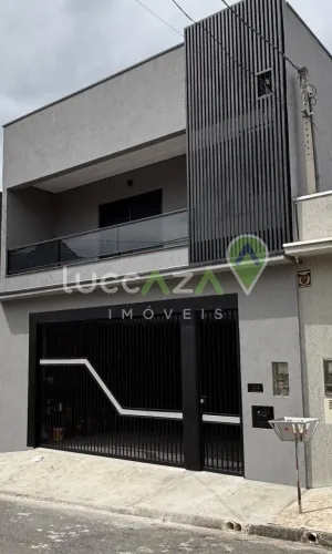 Casa à venda em Jacareí-SP: 3 quartos, 1 suíte, 2 salas, 2 banheiros, 3 vagas na Loteament