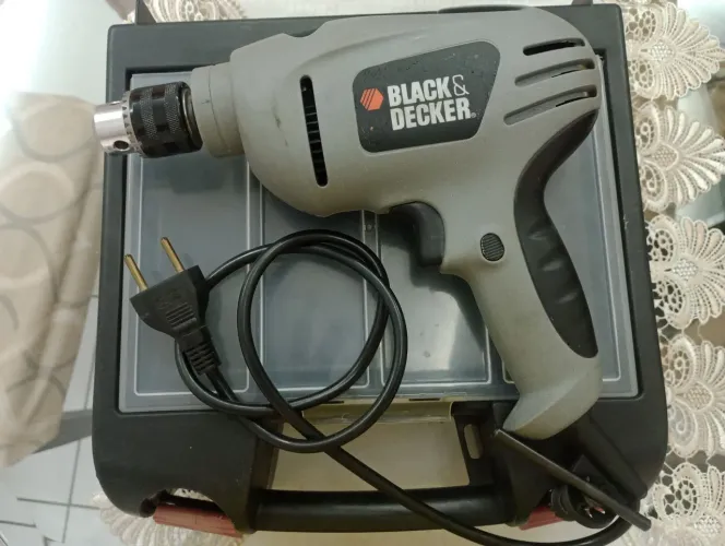 Furadeira Black & Decker BH60-BR