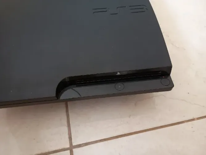 Vendo ps3 slim leia descrição conserto ou peças