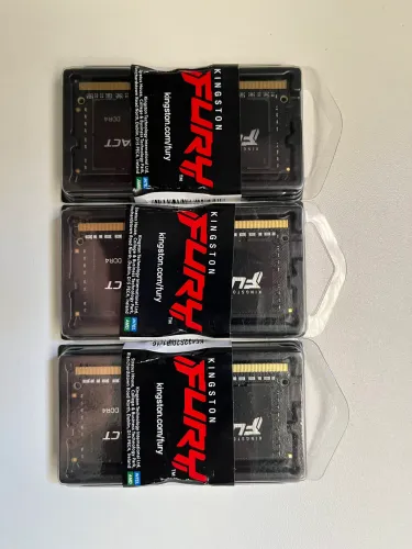 Memória DDR4 Kingston Fury