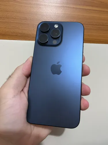 iPhone 15 Pro Max 256Gb 93% saúde bateria 