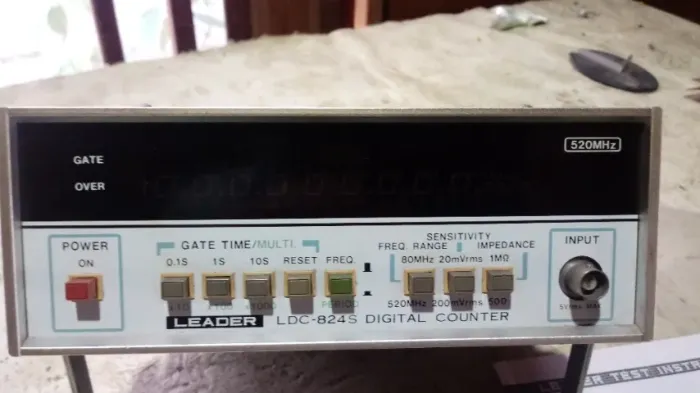 Frequencímetro de bancada LEADER - RARIDADE