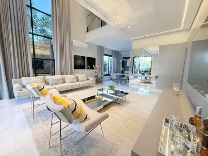 Casa de alto padrão para locação no Ibituruna