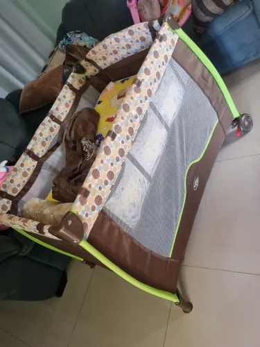 Berço portátil chiqueirinho