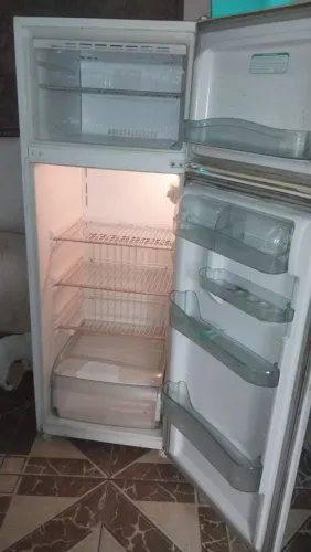 Geladeira funcionando perfeitamente