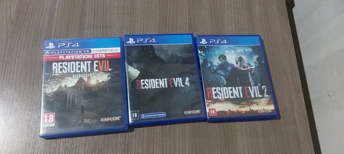 Jogos de ps4  em bom estado resident evil cada 1 tem um valor
